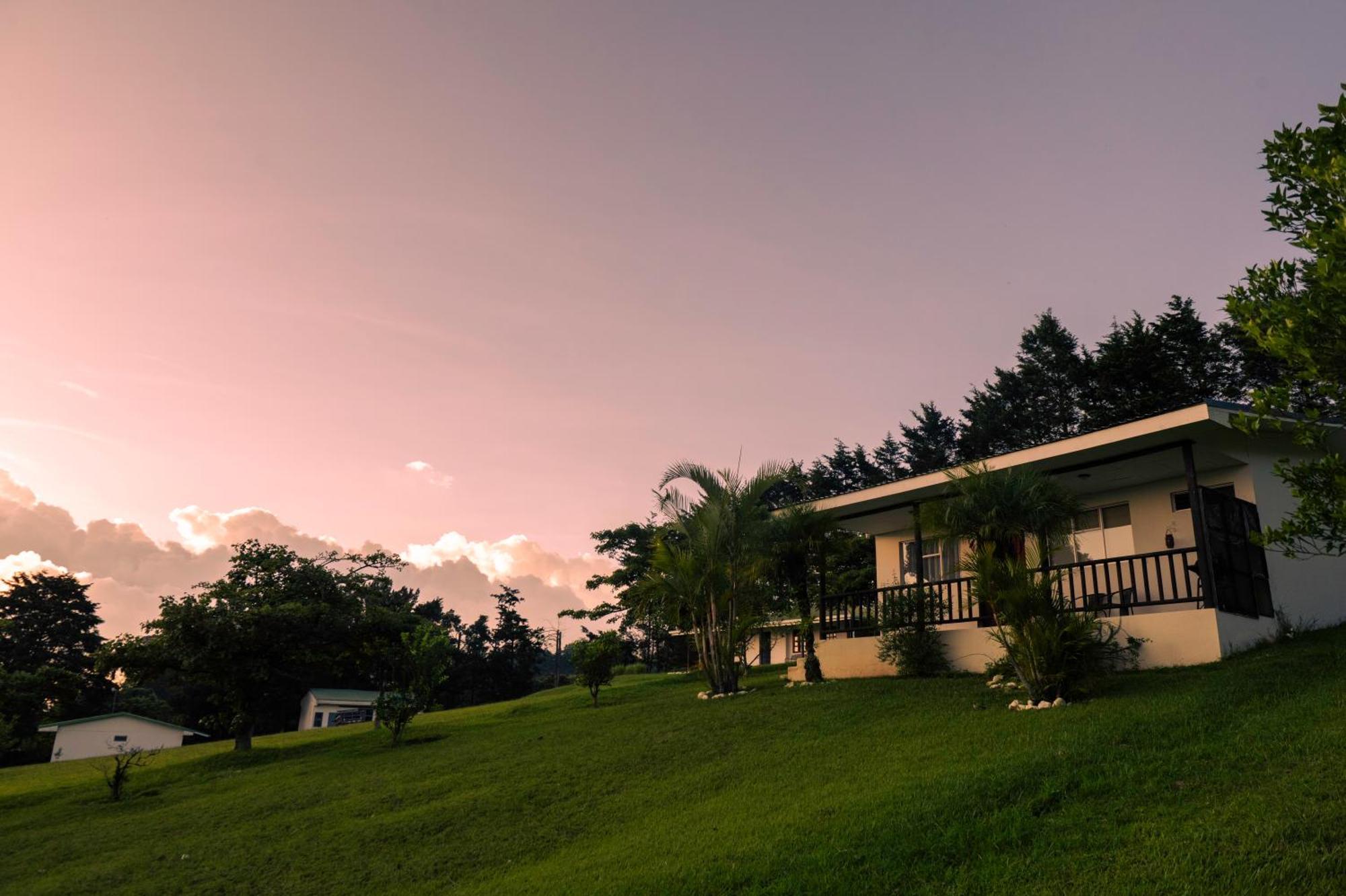 Country House, Cozy Fireplace And An Amazing View Cartago Kültér fotó