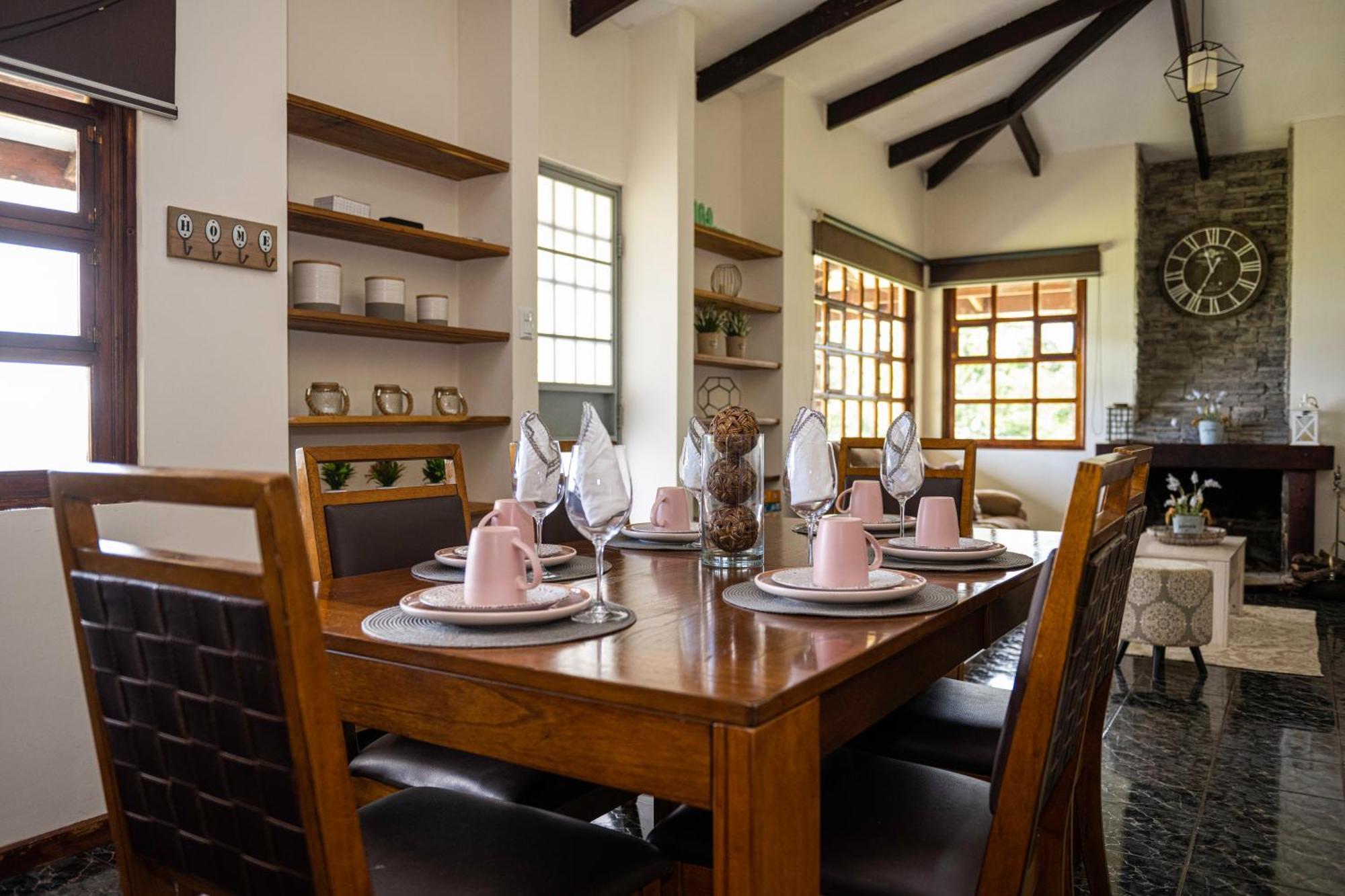Country House, Cozy Fireplace And An Amazing View Cartago Kültér fotó